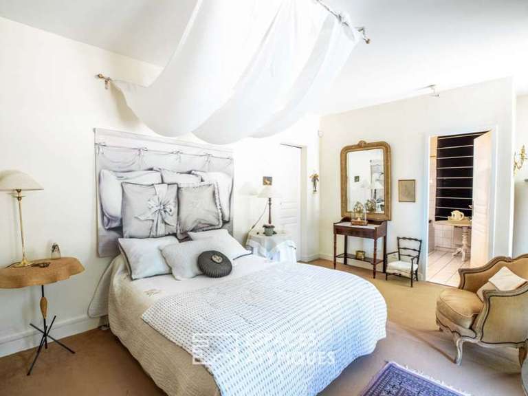 House Cormery - 10 bedrooms