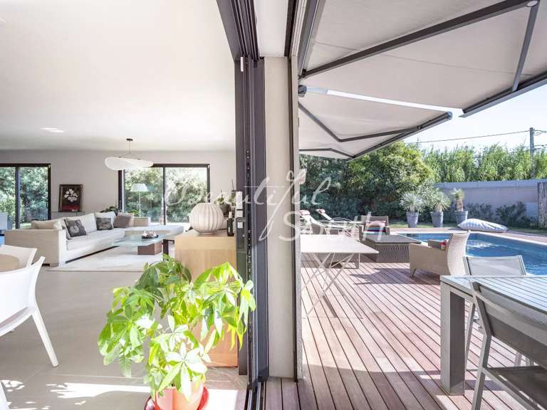 Villa Corneilla-del-Vercol - 3 chambres - 180m²