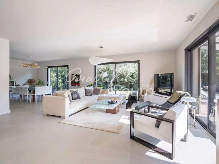 Villa Corneilla-del-Vercol - 3 chambres - 180m²