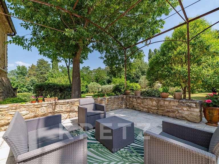 Maison Cornillon - 9 chambres - 600m²
