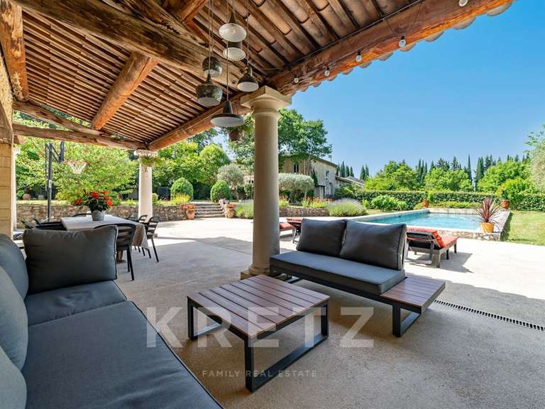 Maison Cornillon - 9 chambres - 600m²