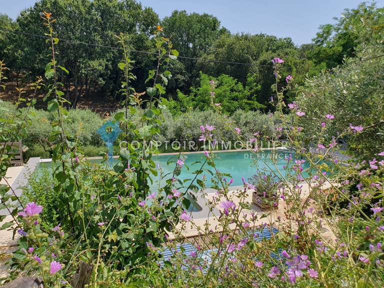 Maison Cornillon - 9 chambres - 463m²