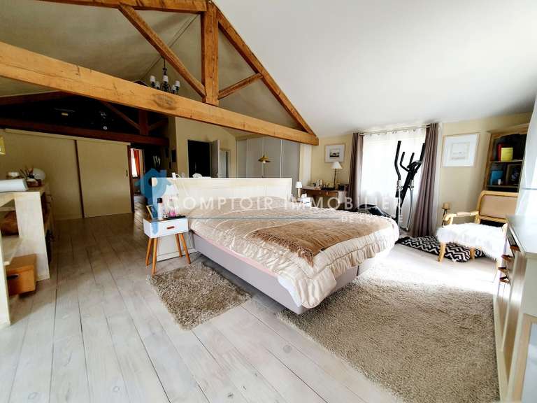 Maison Cornillon - 9 chambres - 463m²