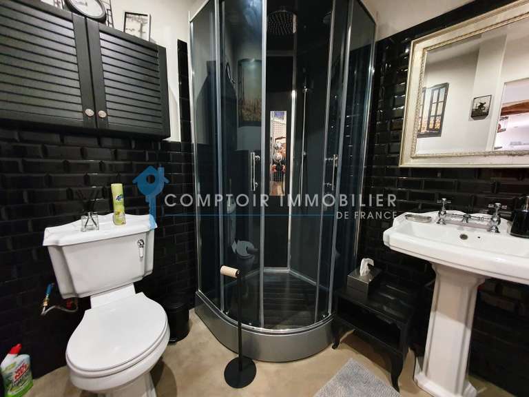 Maison Cornillon - 9 chambres - 463m²