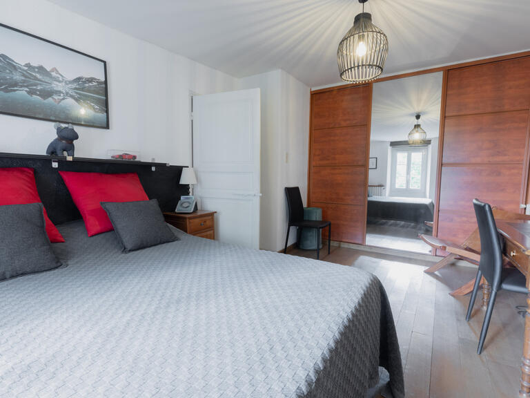 Maison Cornillon-Confoux - 5 chambres - 160m²