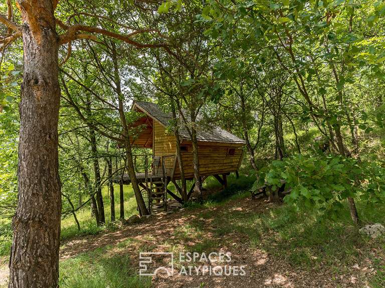 Maison Cornillon-sur-l'Oule - 4 chambres - 450m²