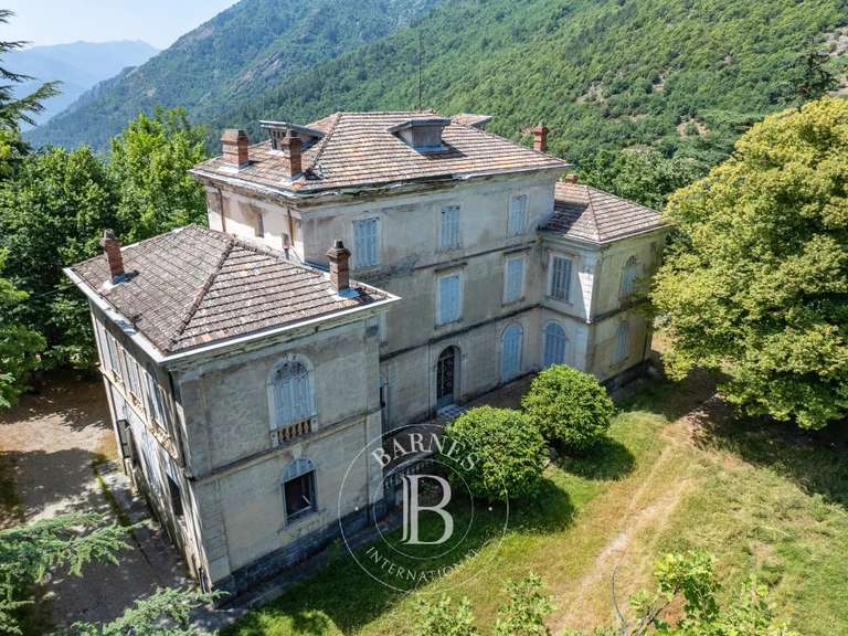 Château Corte - 8 chambres - 800m²