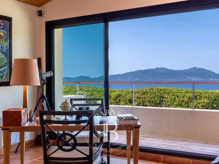 Propriété Coti-Chiavari - 406m²