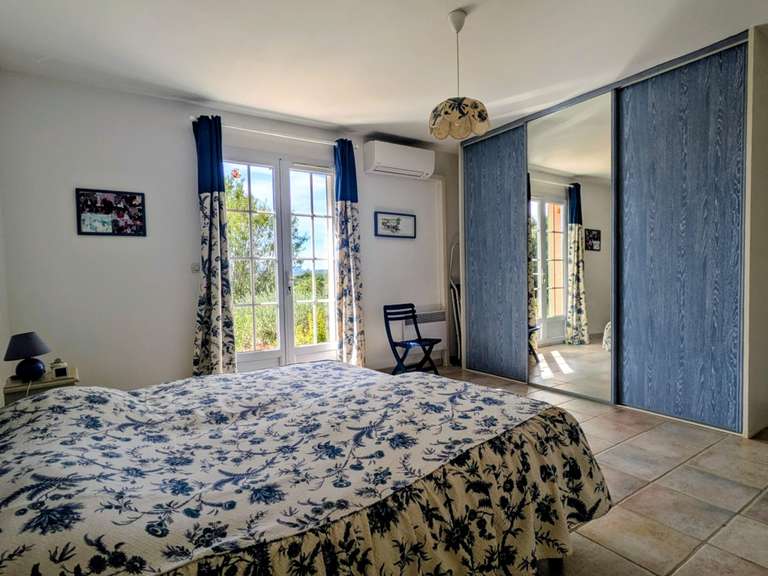 Maison Cotignac - 3 chambres - 142m²