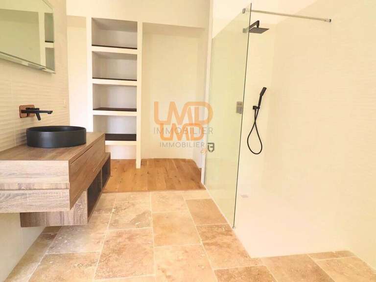 Maison Cotignac - 3 chambres - 219m²