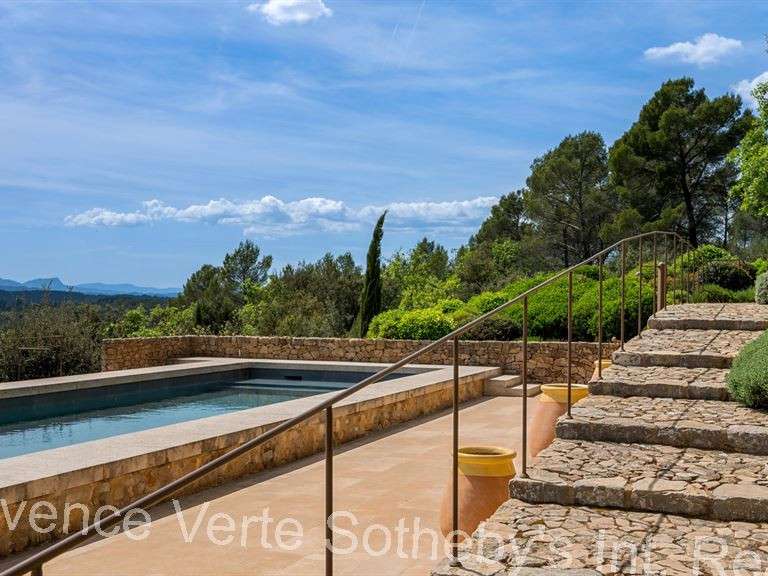 Maison Cotignac - 3 chambres - 288m²