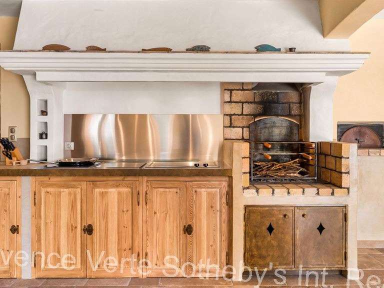 Maison Cotignac - 3 chambres - 288m²