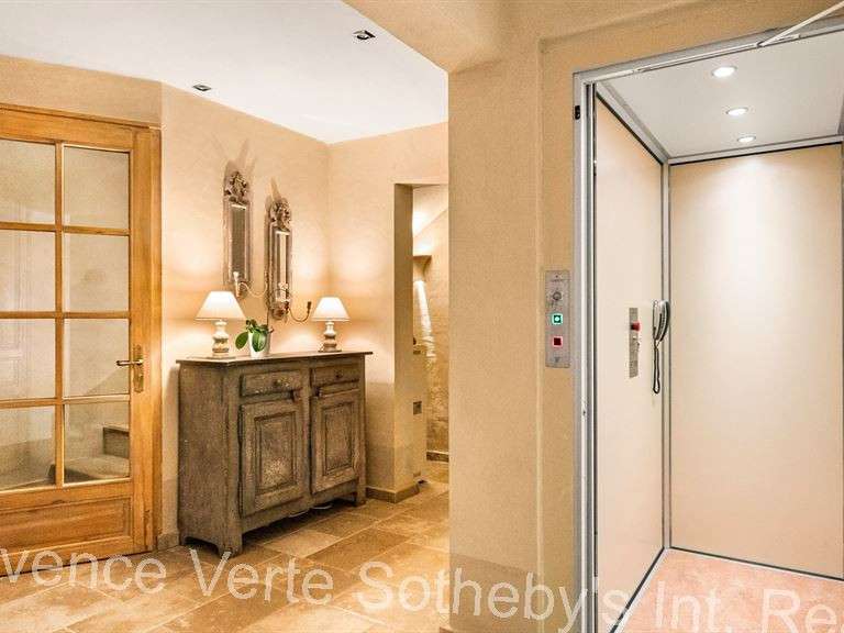 Maison Cotignac - 3 chambres - 288m²