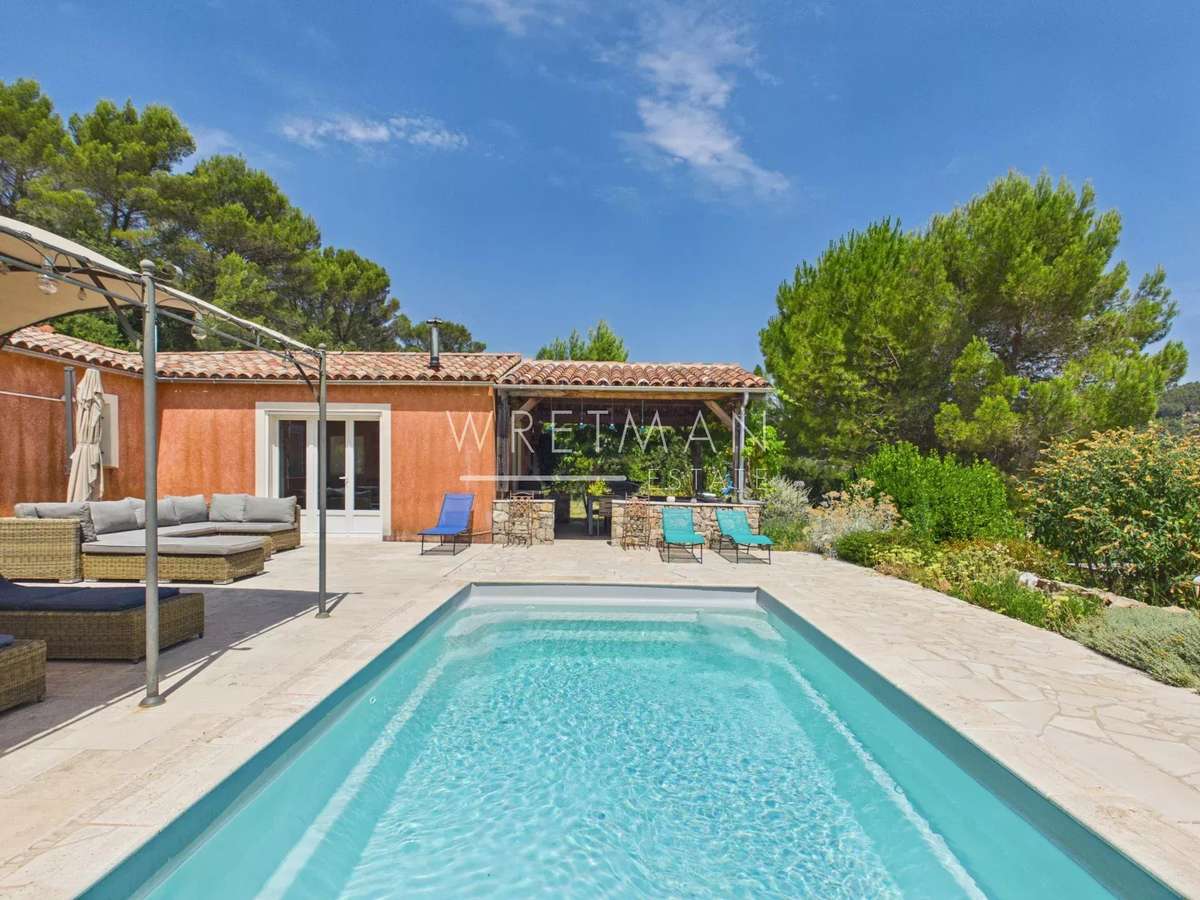 House Cotignac