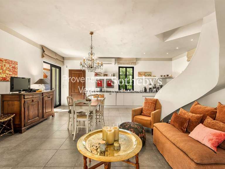 House Cotignac - 3 bedrooms - 182m²