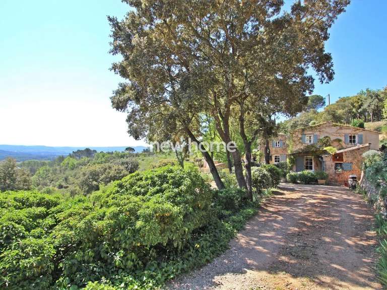 Property Cotignac - 3 bedrooms - 207m²