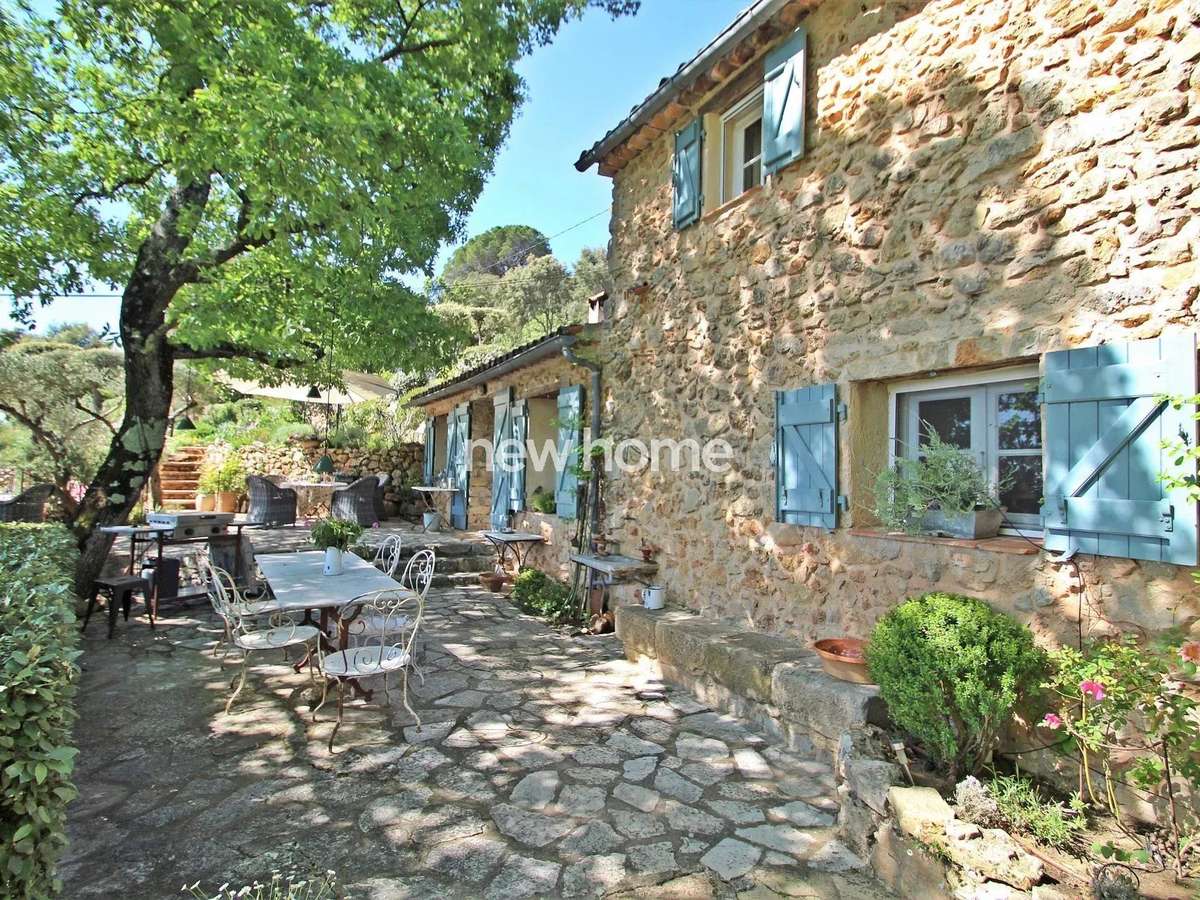 Property Cotignac