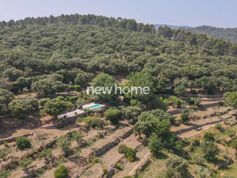 Property Cotignac - 3 bedrooms - 207m²