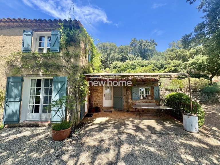 Property Cotignac - 3 bedrooms - 207m²