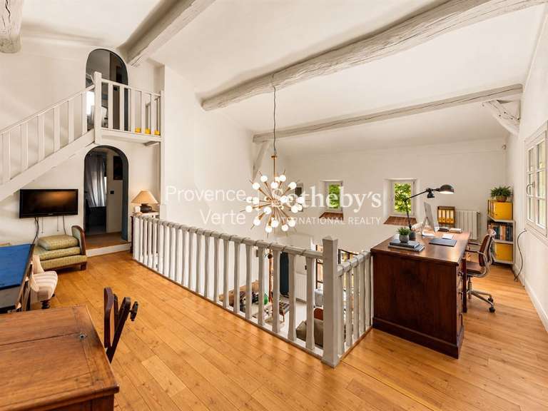 Propriété Cotignac - 5 chambres - 302m²