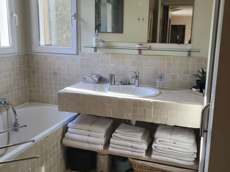 Villa Cotignac - 4 bedrooms - 160m²