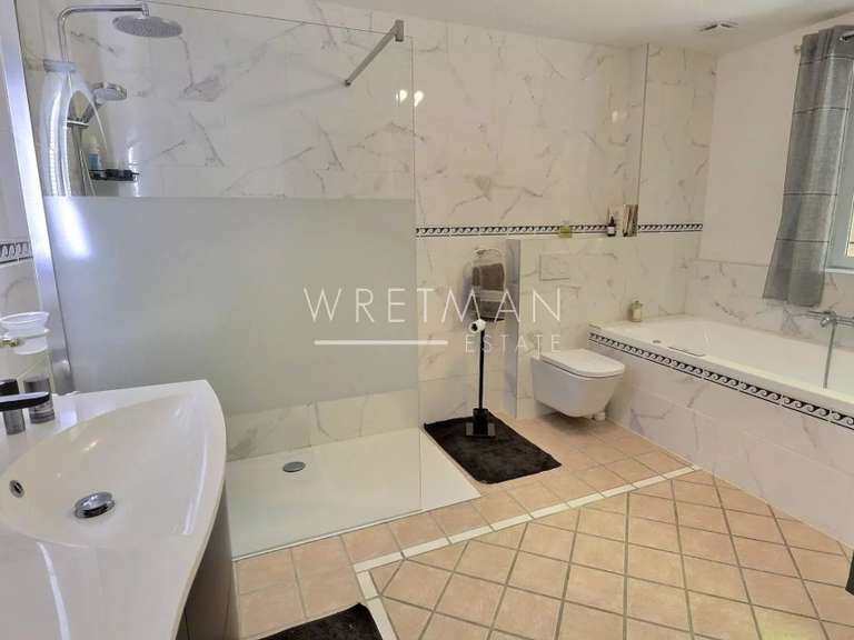 Villa Cotignac - 4 chambres - 255m²