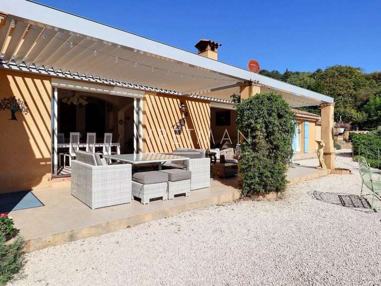 Villa Cotignac - 4 chambres - 255m²