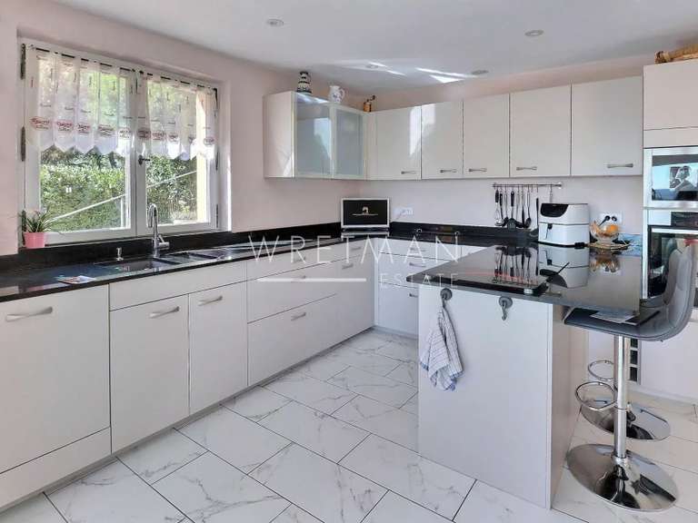 Villa Cotignac - 4 chambres - 255m²