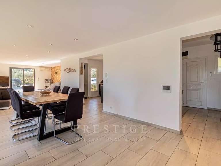 Villa Cotignac - 5 chambres - 232m²