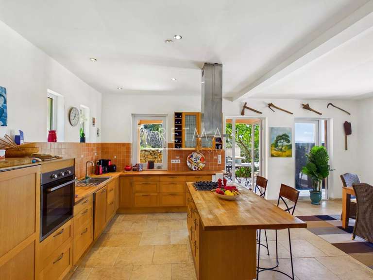 Villa Cotignac - 3 chambres - 210m²