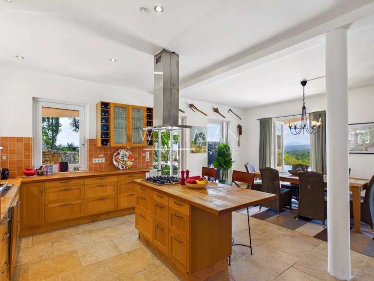 Villa Cotignac - 3 chambres - 210m²