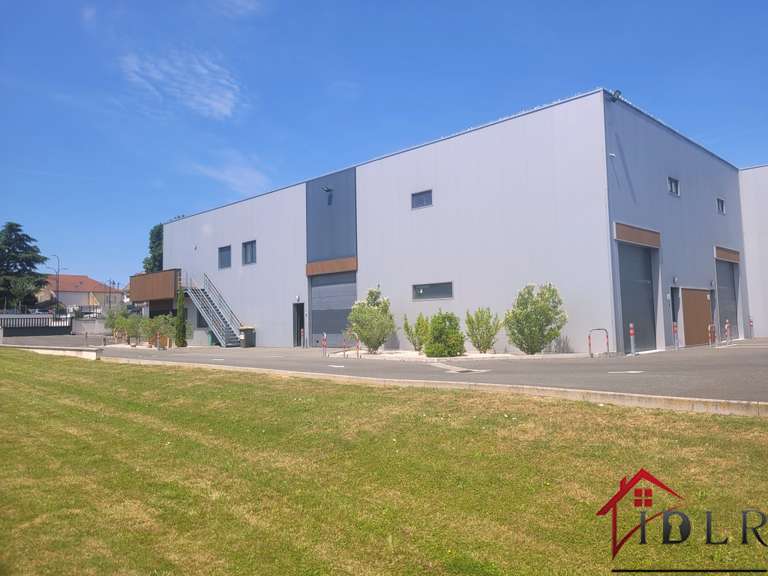 Maison Coubert - 2000m²