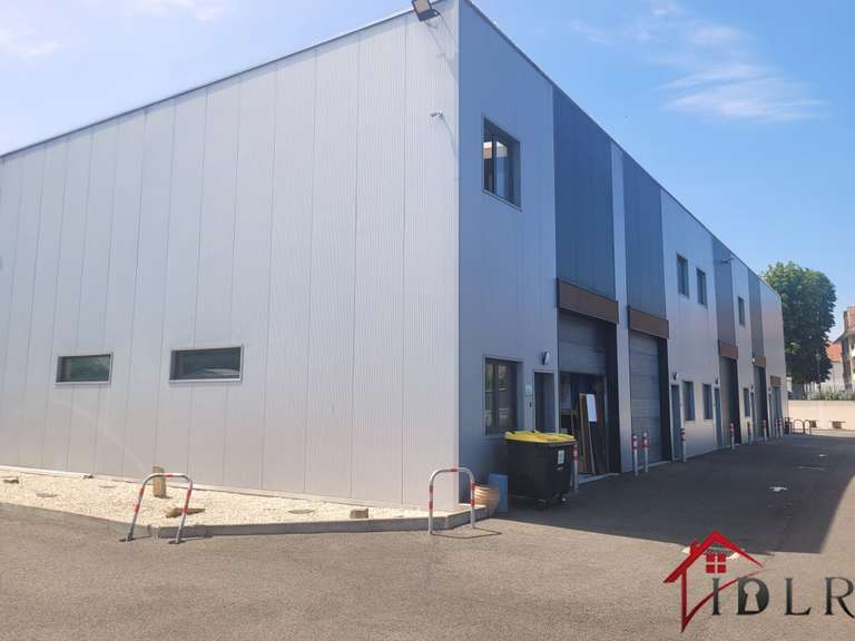 Maison Coubert - 2000m²