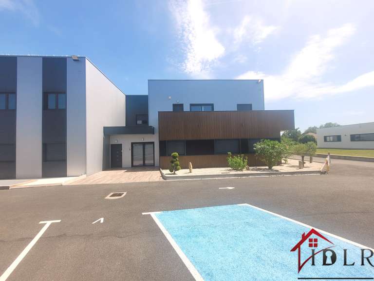 Maison Coubert - 2000m²