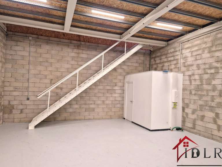 Maison Coubert - 2000m²