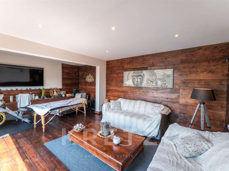 Maison Coublevie - 5 chambres - 240m²