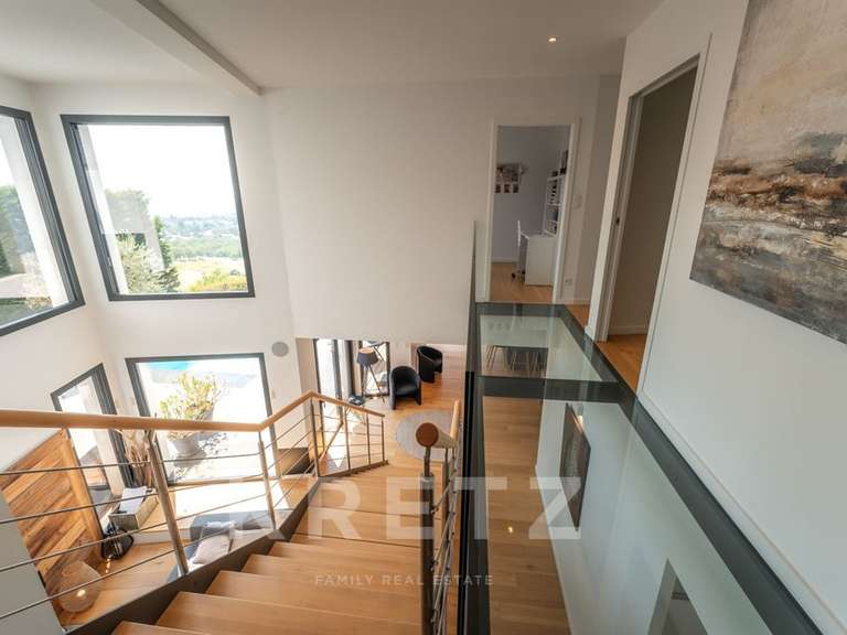 Maison Coublevie - 5 chambres - 240m²