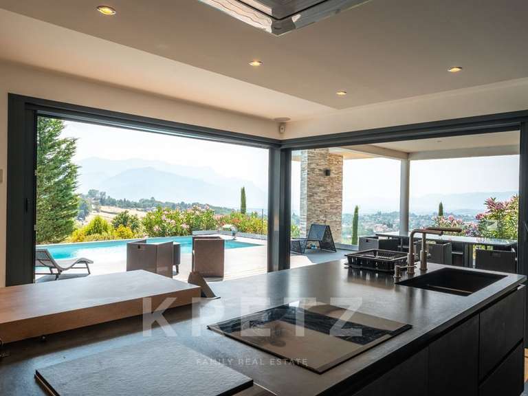 Maison Coublevie - 5 chambres - 240m²