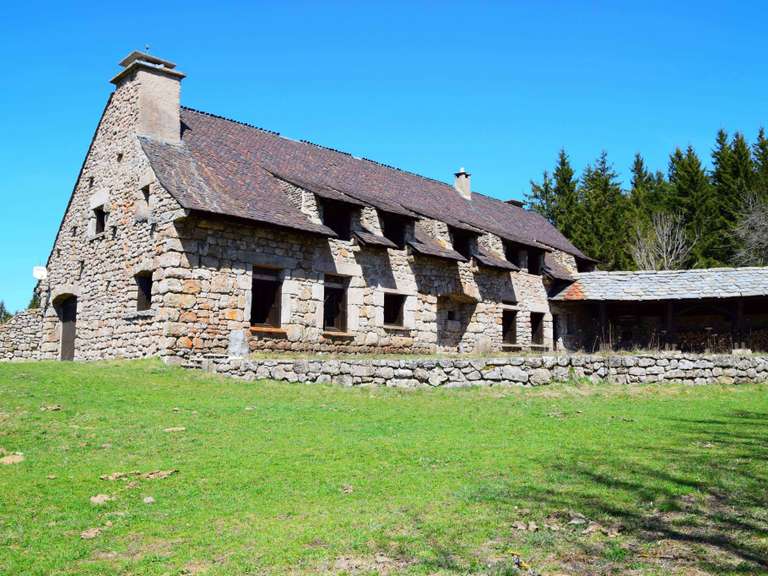 Propriété Coucouron - 6 chambres - 600m²