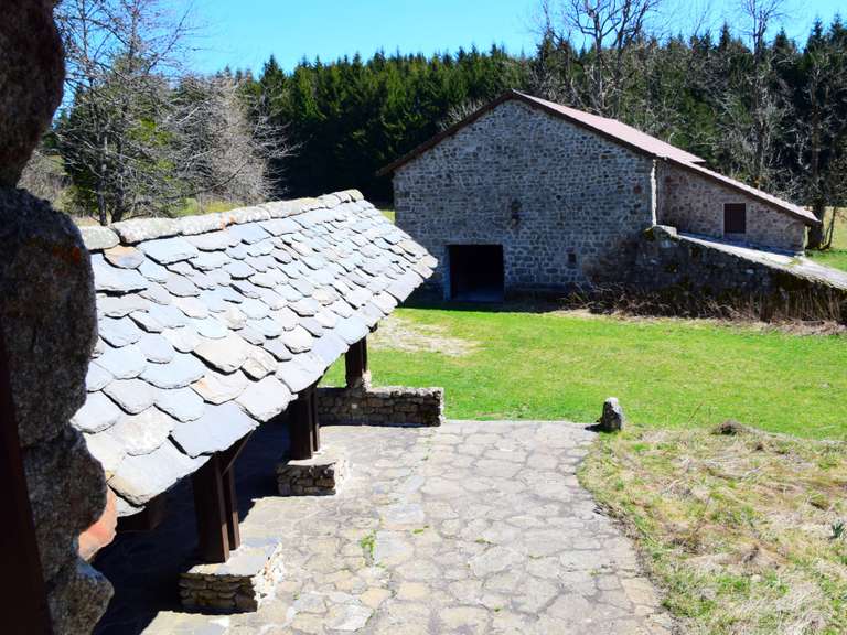 Propriété Coucouron - 6 chambres - 600m²
