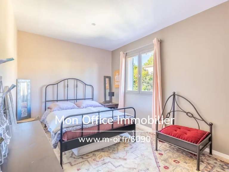 House Coudoux - 5 bedrooms - 165m²