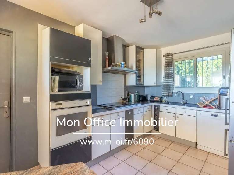 House Coudoux - 5 bedrooms - 165m²