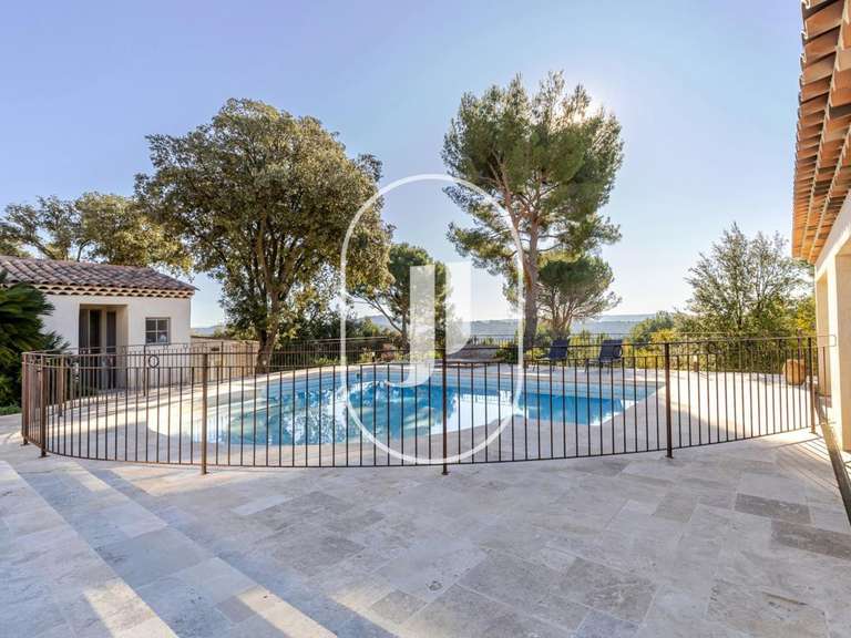 Villa Coudoux - 4 bedrooms - 203m²