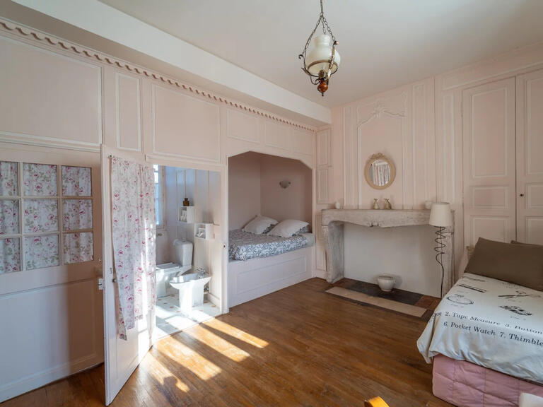 Maison Coulanges-sur-Yonne - 5 chambres - 630m²