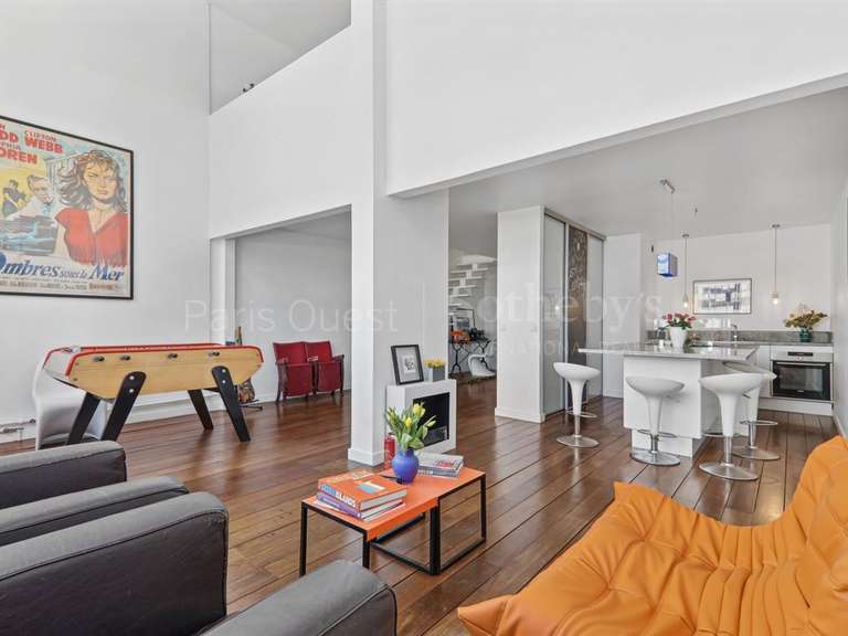 Appartement Courbevoie - 3 chambres - 136m²