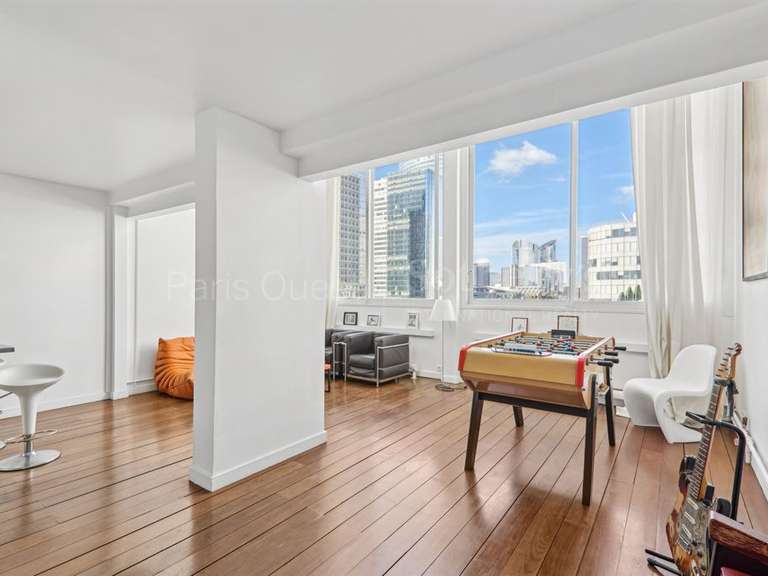 Appartement Courbevoie - 3 chambres - 136m²