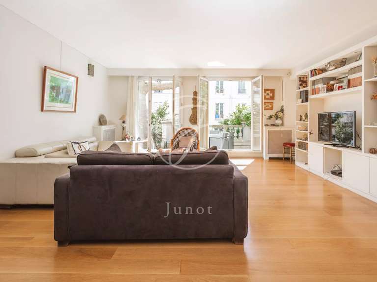 Appartement Courbevoie - 3 chambres - 122m²