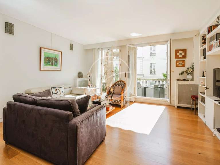 Appartement Courbevoie - 3 chambres - 122m²