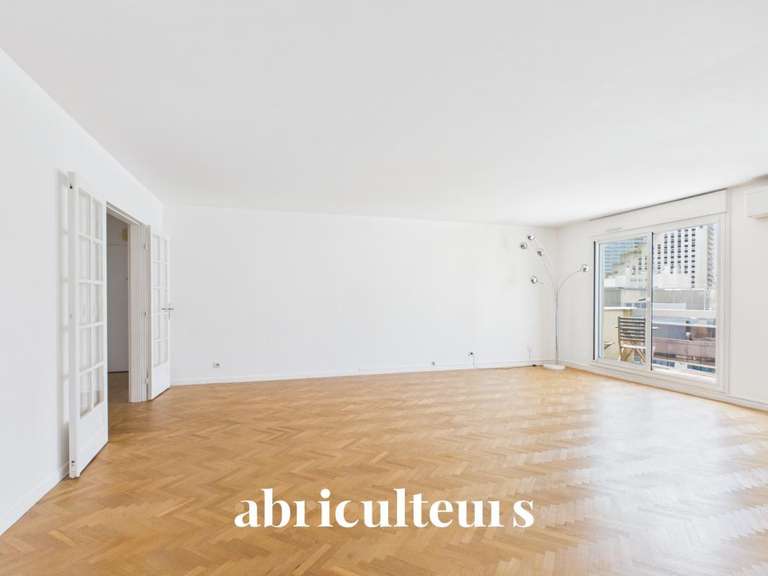 Appartement Courbevoie - 3 chambres - 113m²