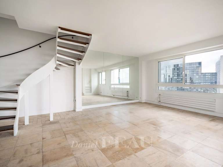 Appartement Courbevoie - 3 chambres - 107m²